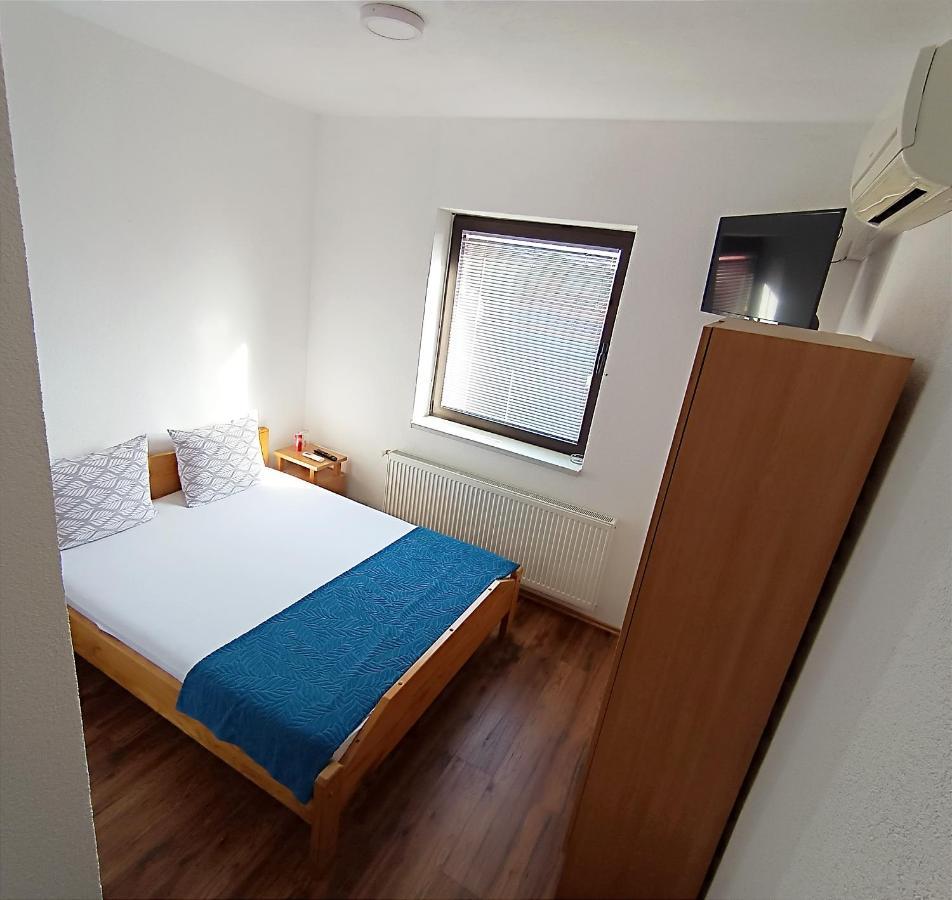 Bosanski Samac Motel Gas-Petrol Samac מראה חיצוני תמונה